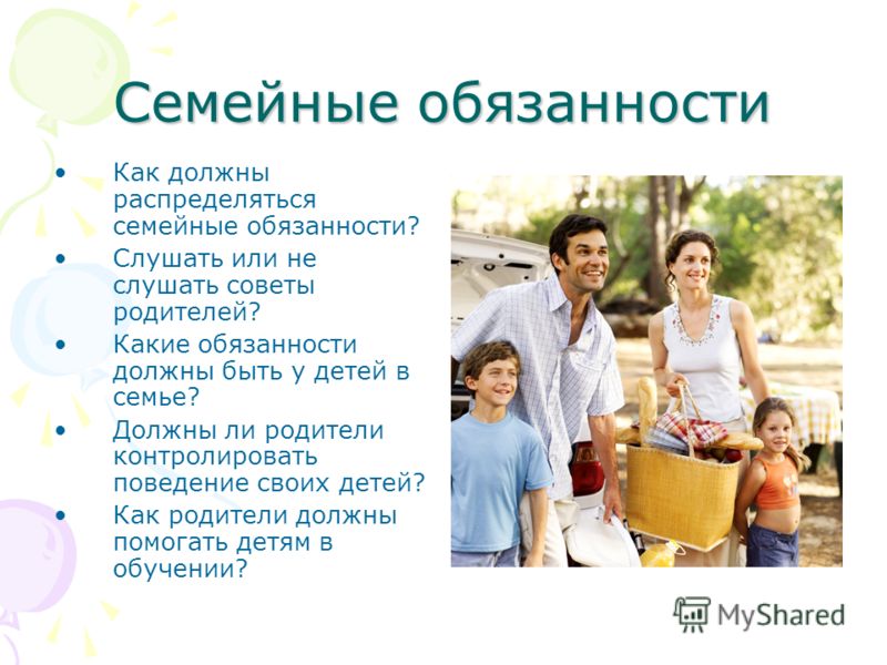 Русская жена исполняет супружеские обязанности на кухне